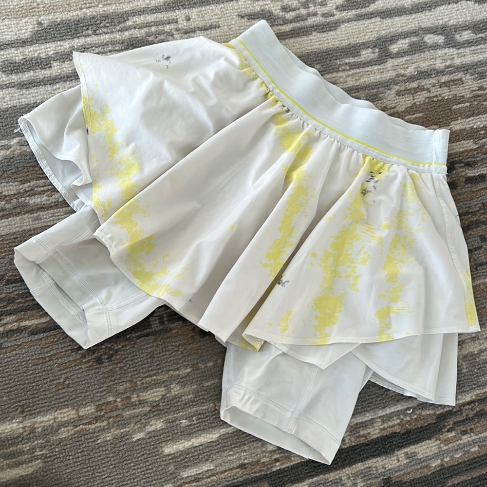 LULULEMON FLUTTER SKORT
